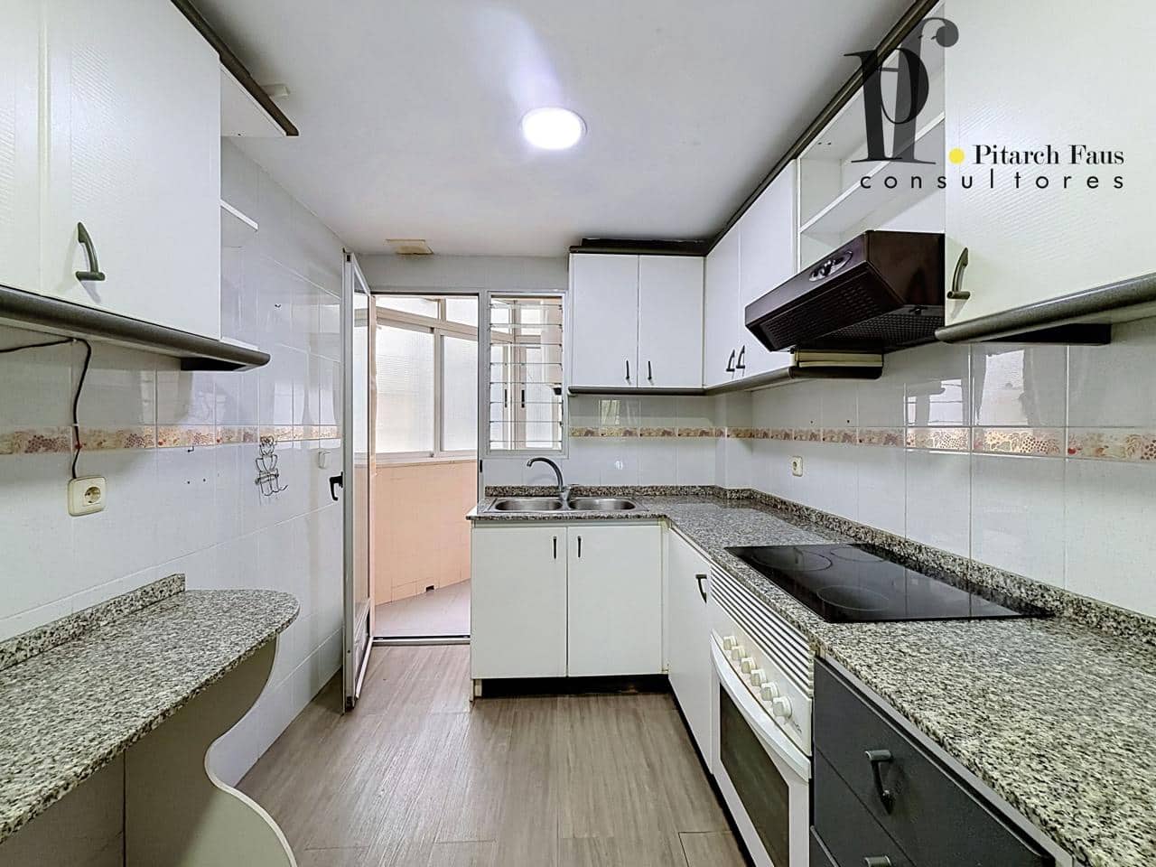 3 sovrum Lägenhet att hyra i Aldaia med garage - 1 100 € (Ref: 10120312)