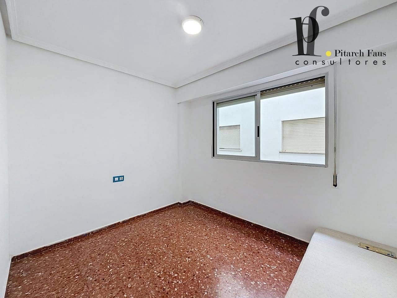 3 sovrum Lägenhet att hyra i Aldaia med garage - 1 100 € (Ref: 10120312)