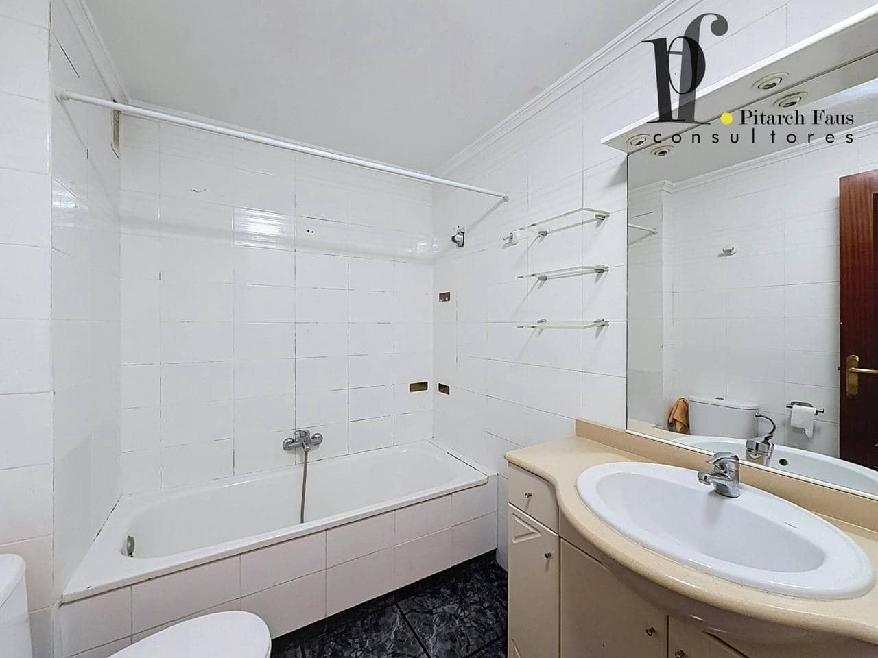 3 sovrum Lägenhet att hyra i Aldaia med garage - 1 100 € (Ref: 10120312)