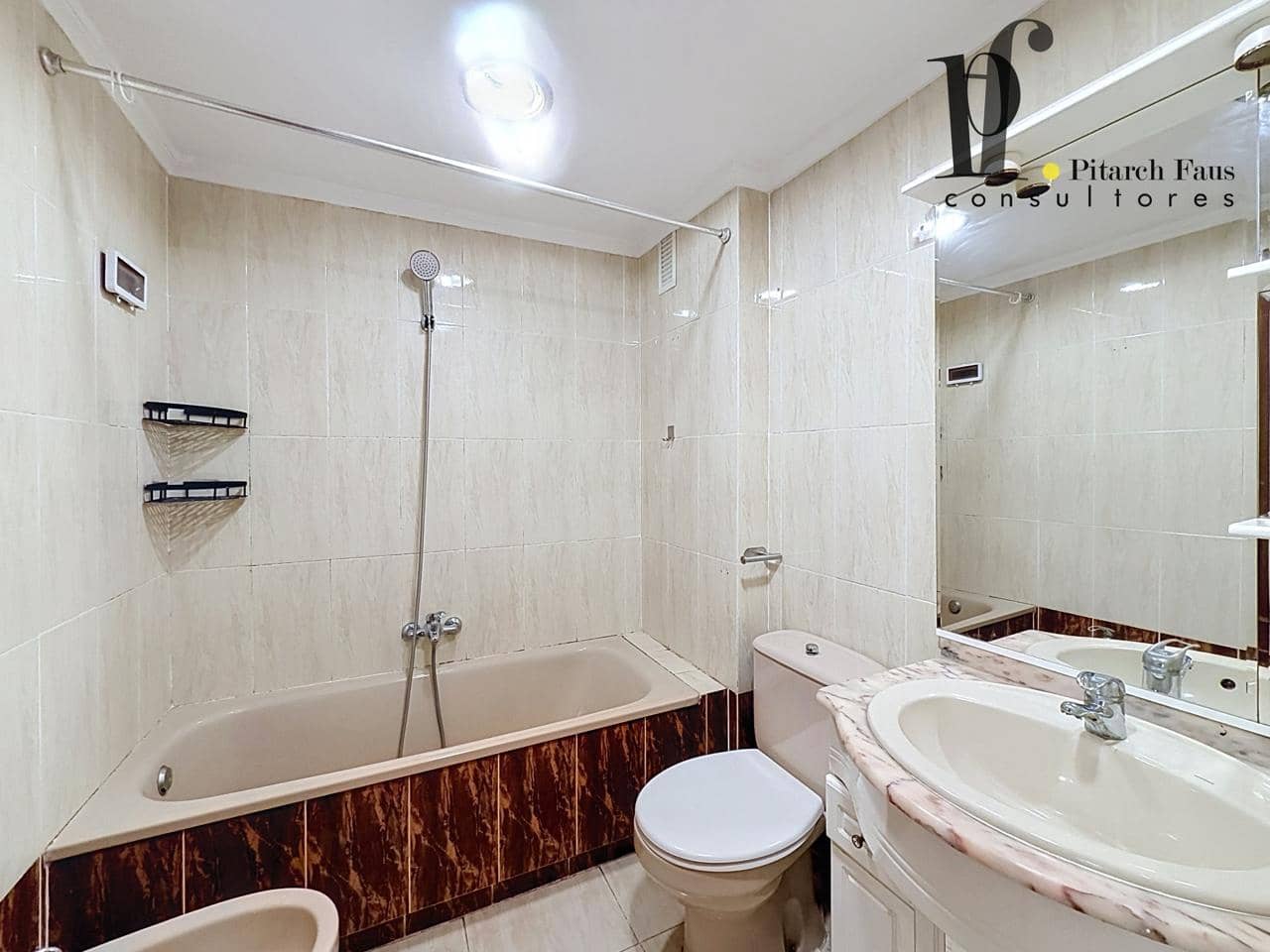 3 sovrum Lägenhet att hyra i Aldaia med garage - 1 100 € (Ref: 10120312)
