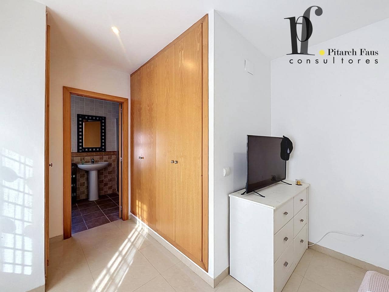4 soverom Villa til salgs i La Pobla de Vallbona med svømmebasseng - € 390 000 (Ref: 10144942)