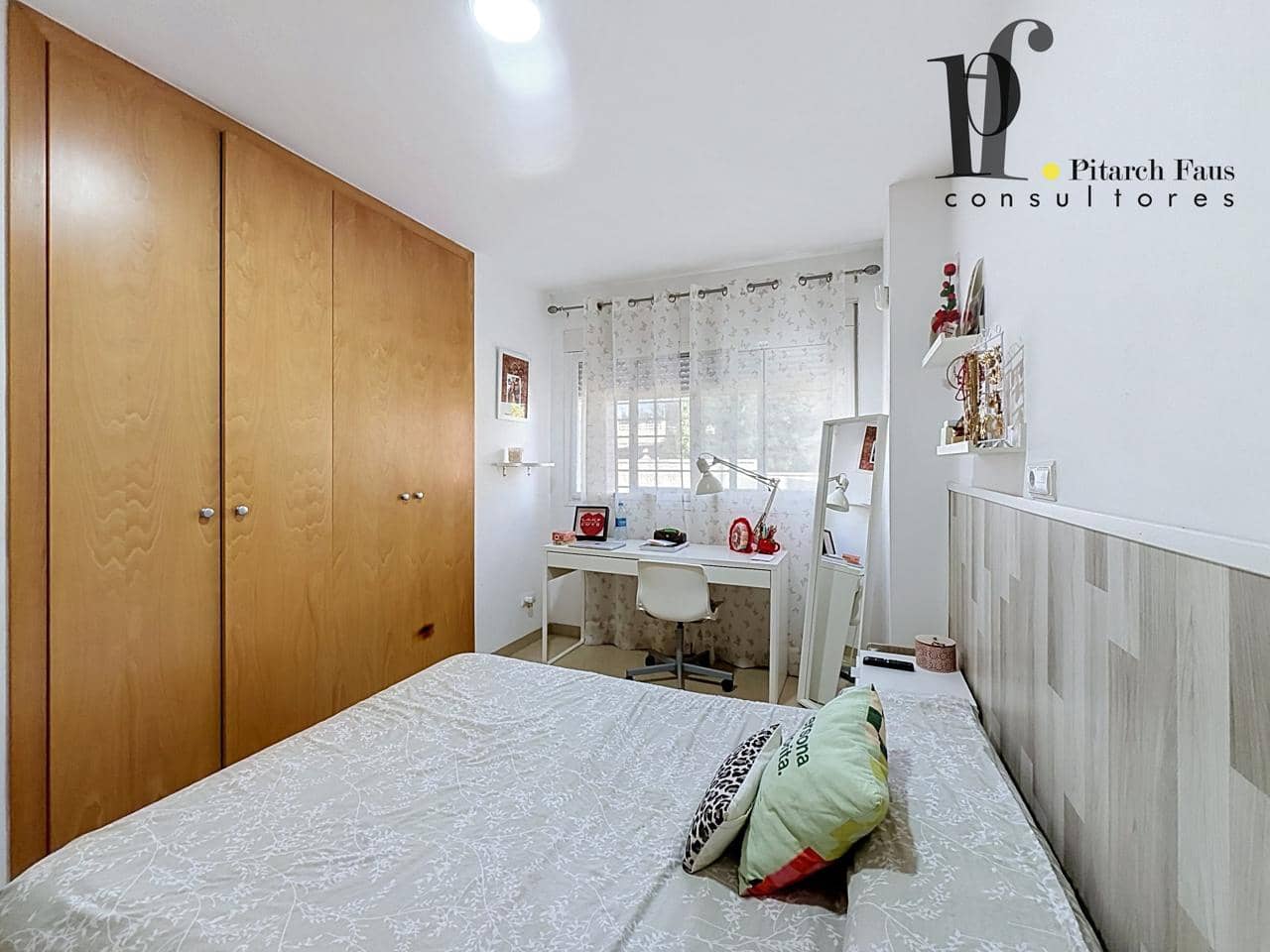 4 soverom Villa til salgs i La Pobla de Vallbona med svømmebasseng - € 390 000 (Ref: 10144942)