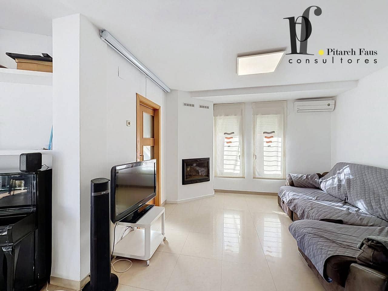4 soverom Villa til salgs i La Pobla de Vallbona med svømmebasseng - € 390 000 (Ref: 10144942)