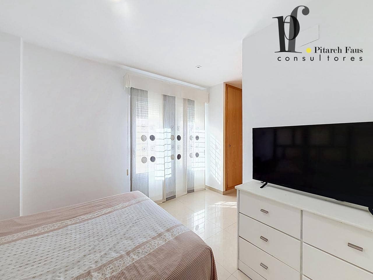 4 soverom Villa til salgs i La Pobla de Vallbona med svømmebasseng - € 390 000 (Ref: 10144942)