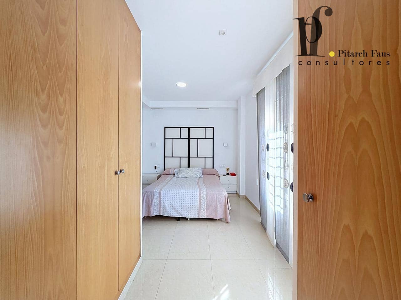 4 soverom Villa til salgs i La Pobla de Vallbona med svømmebasseng - € 390 000 (Ref: 10144942)
