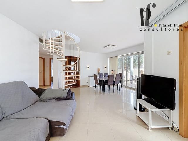 4 soveværelse Villa til salg i La Pobla de Vallbona med swimmingpool - € 390.000 (Ref: 10144942)