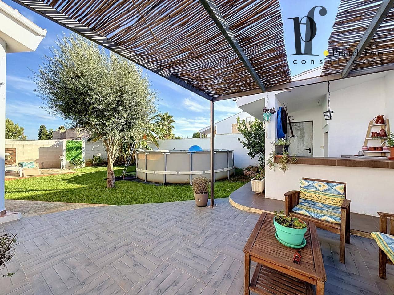 4 soverom Villa til salgs i La Pobla de Vallbona med svømmebasseng - € 390 000 (Ref: 10144942)