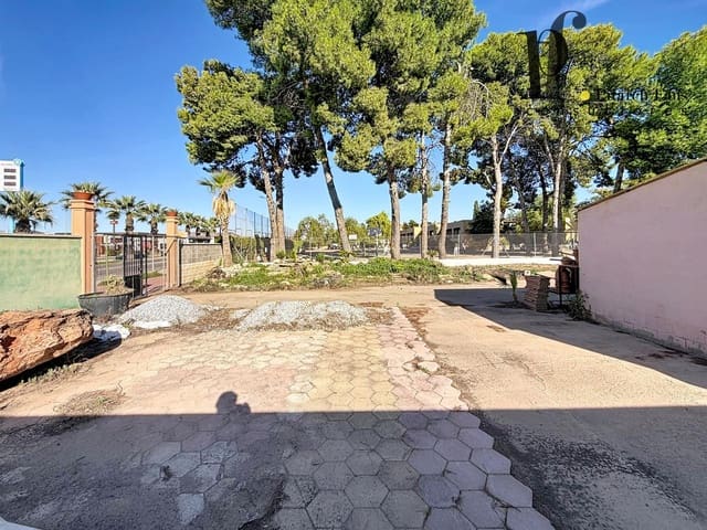 Mark till salu i La Pobla de Vallbona - 150 000 € (Ref: 10183515)