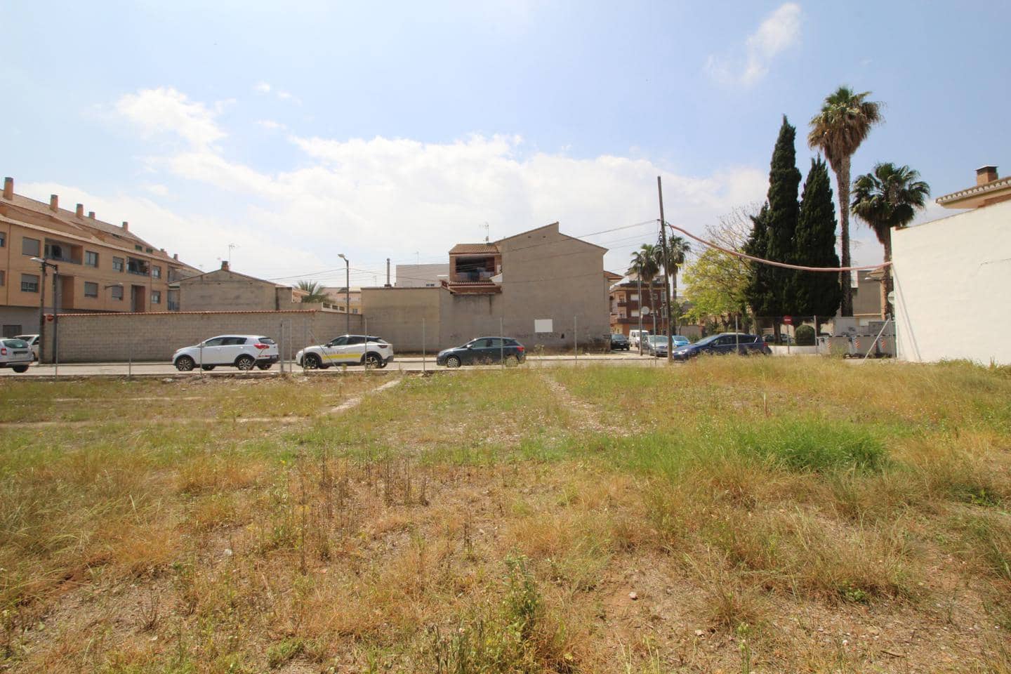 Teren niezagospodarowany na sprzedaż w La Pobla de Vallbona - 130 000 € (Ref: 6062173)