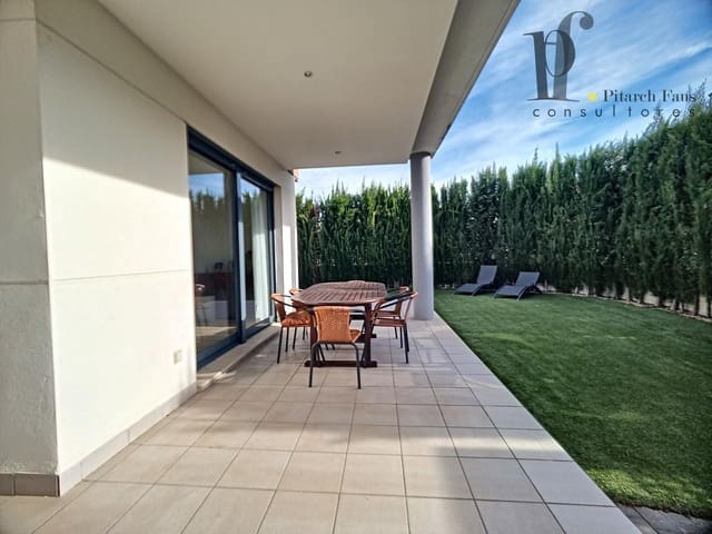 4 quarto Moradia para arrendar em La Pobla de Vallbona com piscina garagem - 2 600 € (Ref: 7065701)