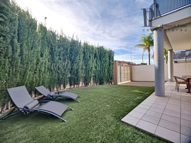 4 quarto Moradia para arrendar em La Pobla de Vallbona com piscina garagem - 2 600 € (Ref: 7065701)