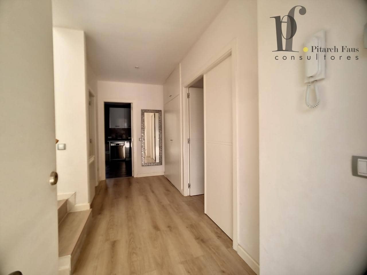 Chalet de 4 habitaciones en La Pobla de Vallbona en alquiler con piscina garaje - 2.600 € (Ref: 7065701)