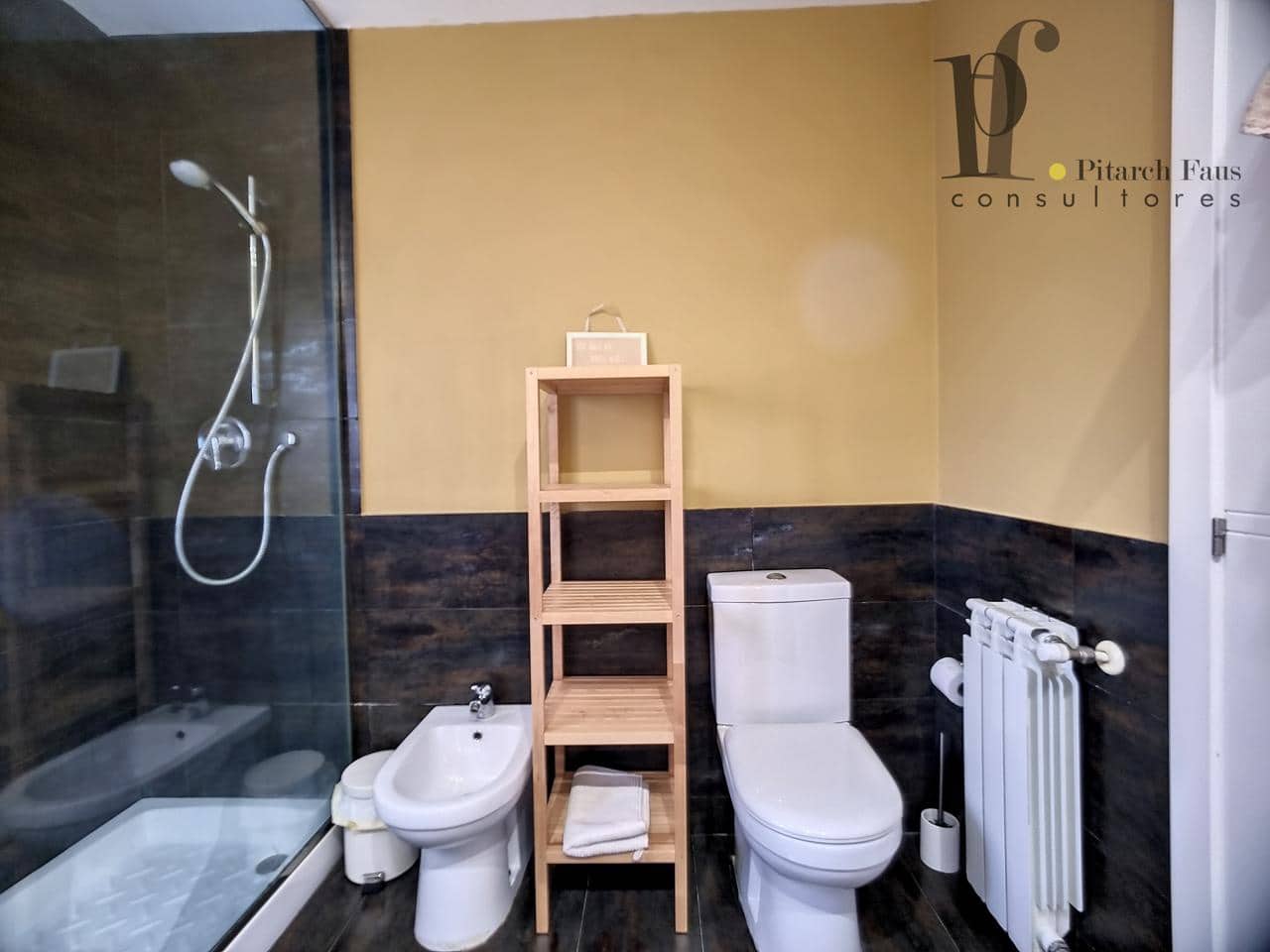 Chalet de 4 habitaciones en La Pobla de Vallbona en alquiler con piscina garaje - 2.600 € (Ref: 7065701)
