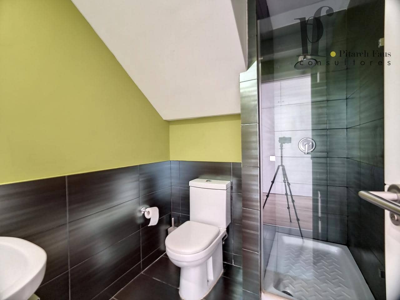 Chalet de 4 habitaciones en La Pobla de Vallbona en alquiler con piscina garaje - 2.600 € (Ref: 7065701)