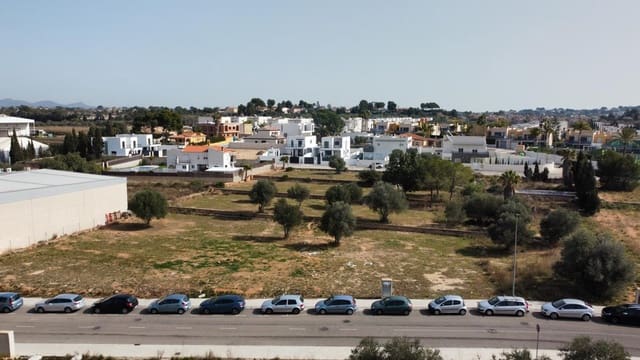 Terre non Aménagée à vendre à La Pobla de Vallbona - 395 000 € (Ref: 7197584)