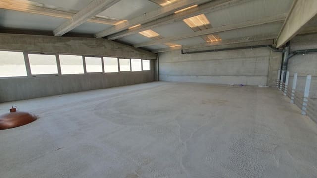 Commerciale da affittare in Fuente del Jarro, Paterna - 2.150 € (Rif: 7592251)