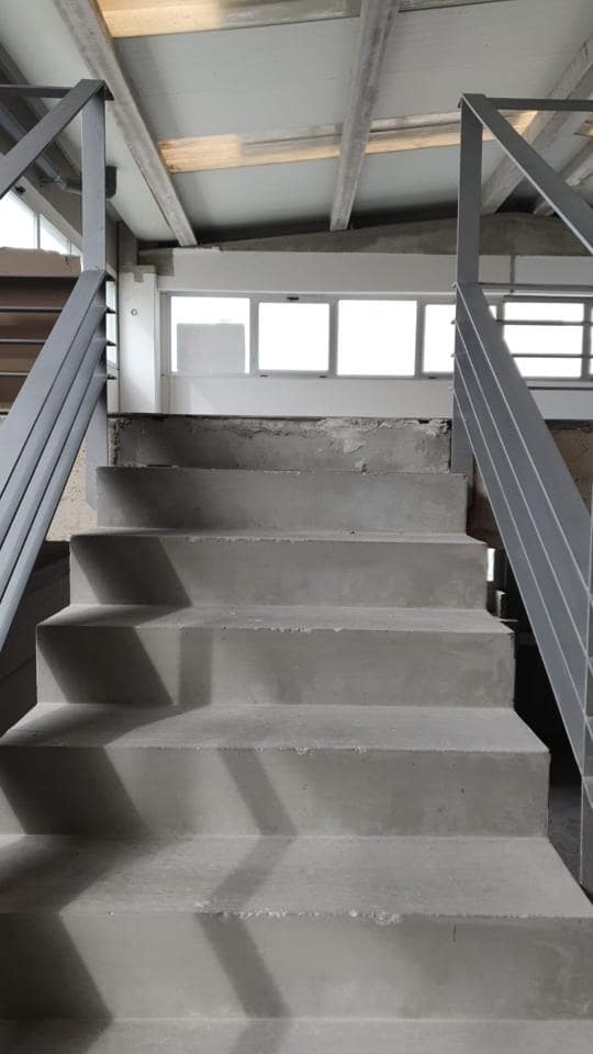 Komercyjne do wynajęcia w Paterna - 2 150 € (Ref: 7592251)