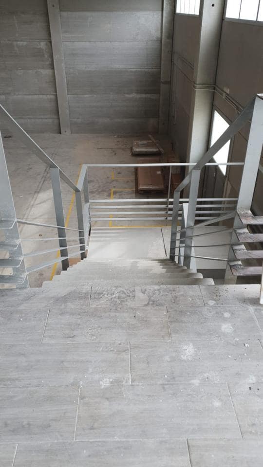 Komercyjne do wynajęcia w Paterna - 2 150 € (Ref: 7592251)