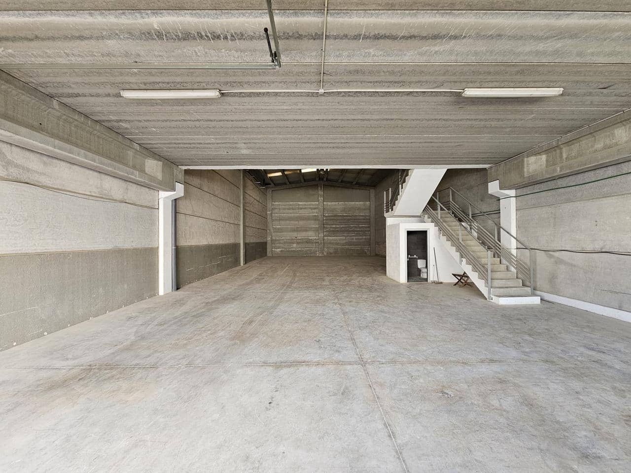 Erhverv til leje i Paterna - € 2.150 (Ref: 7592251)