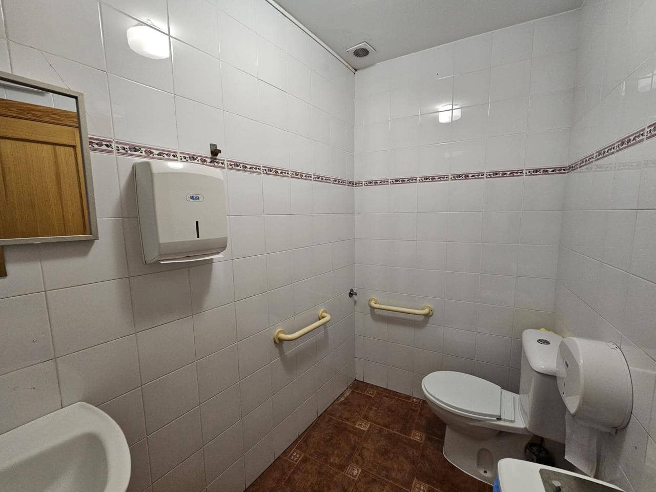 1 sypialnia Biznes na sprzedaż w La Pobla de Vallbona - 100 000 € (Ref: 9006126)