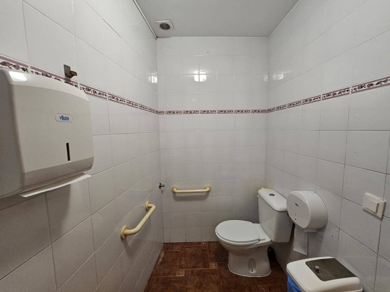 1 sypialnia Biznes na sprzedaż w La Pobla de Vallbona - 100 000 € (Ref: 9006126)