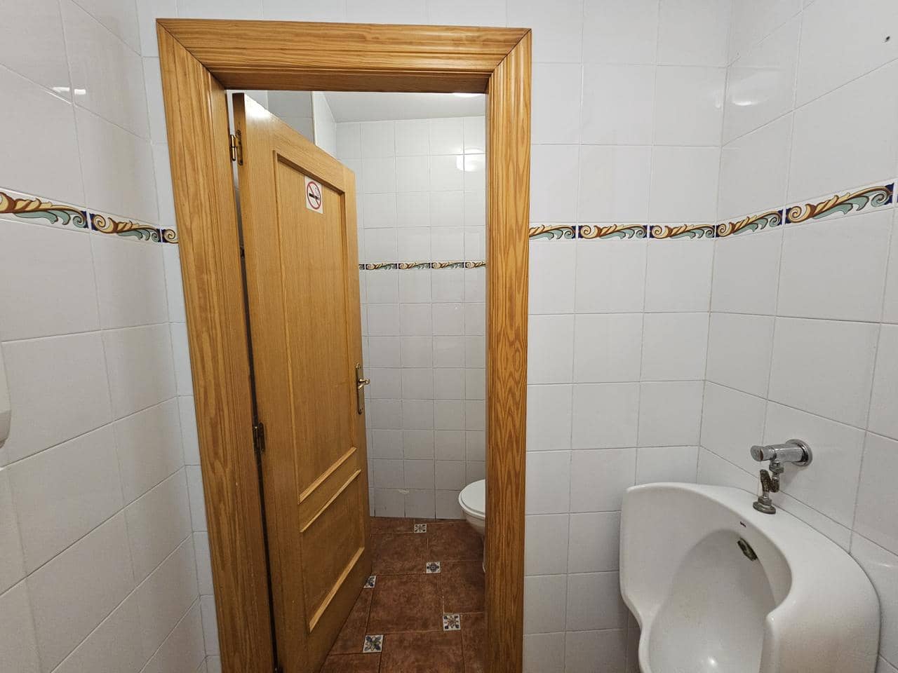 1 sypialnia Biznes na sprzedaż w La Pobla de Vallbona - 100 000 € (Ref: 9006126)