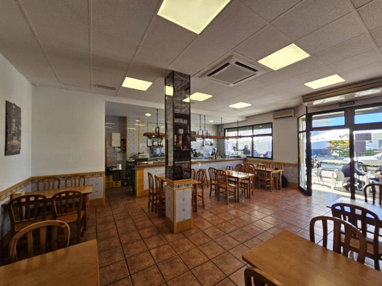 1 sypialnia Biznes na sprzedaż w La Pobla de Vallbona - 100 000 € (Ref: 9006126)