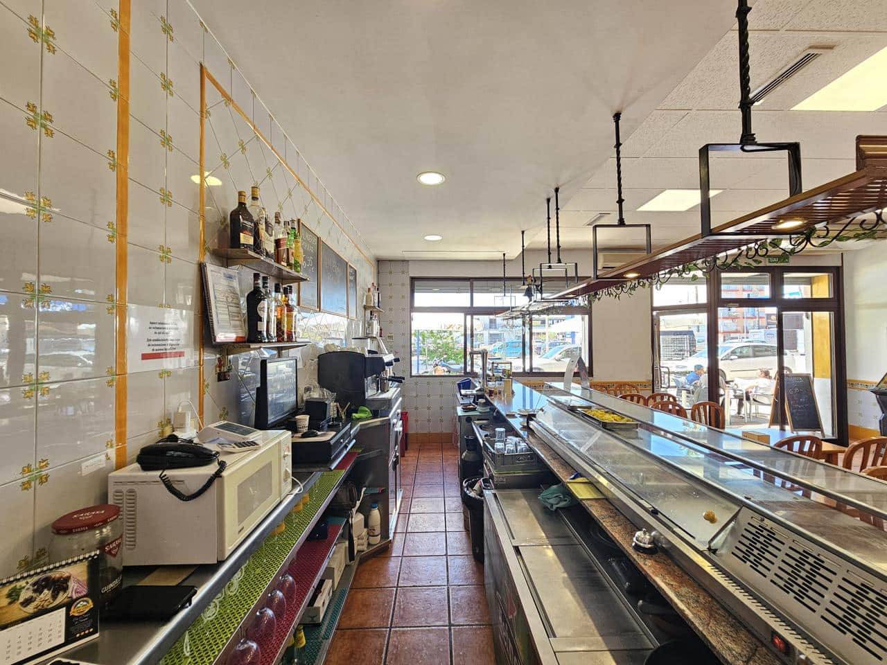 1 sypialnia Biznes na sprzedaż w La Pobla de Vallbona - 100 000 € (Ref: 9006126)