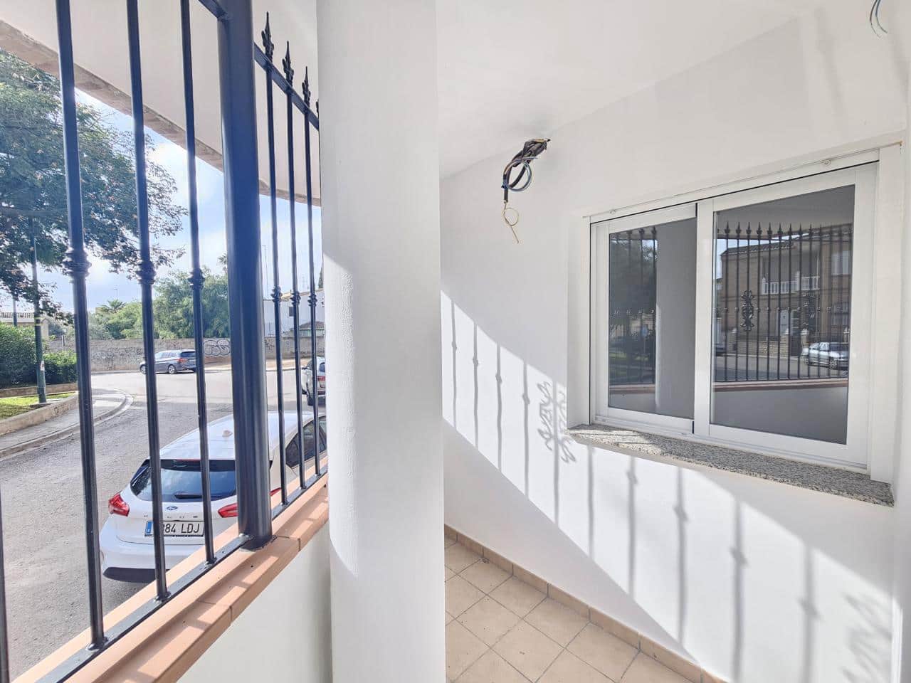 2 bedroom Flat for sale in La Pobla de Vallbona - € 187,000 (Ref: 9053715)