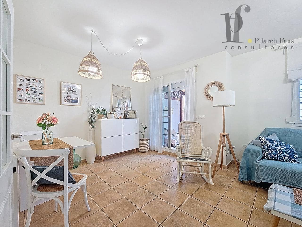 3 soverom Villa til salgs i La Pobla de Vallbona med svømmebasseng - € 315 000 (Ref: 9106979)