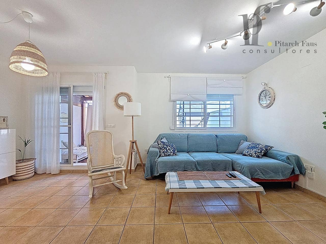 3 soverom Villa til salgs i La Pobla de Vallbona med svømmebasseng - € 315 000 (Ref: 9106979)