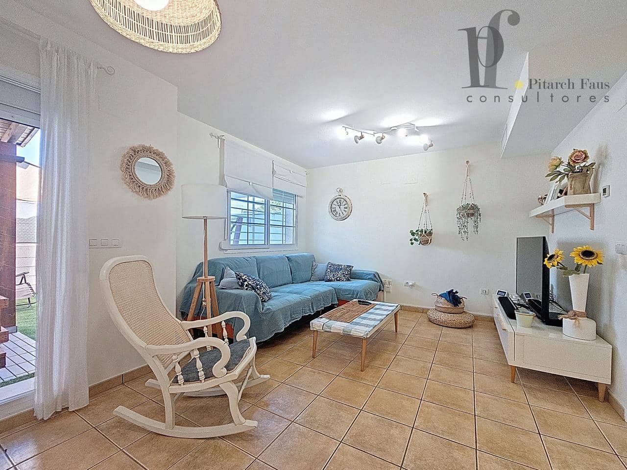 3 soverom Villa til salgs i La Pobla de Vallbona med svømmebasseng - € 315 000 (Ref: 9106979)