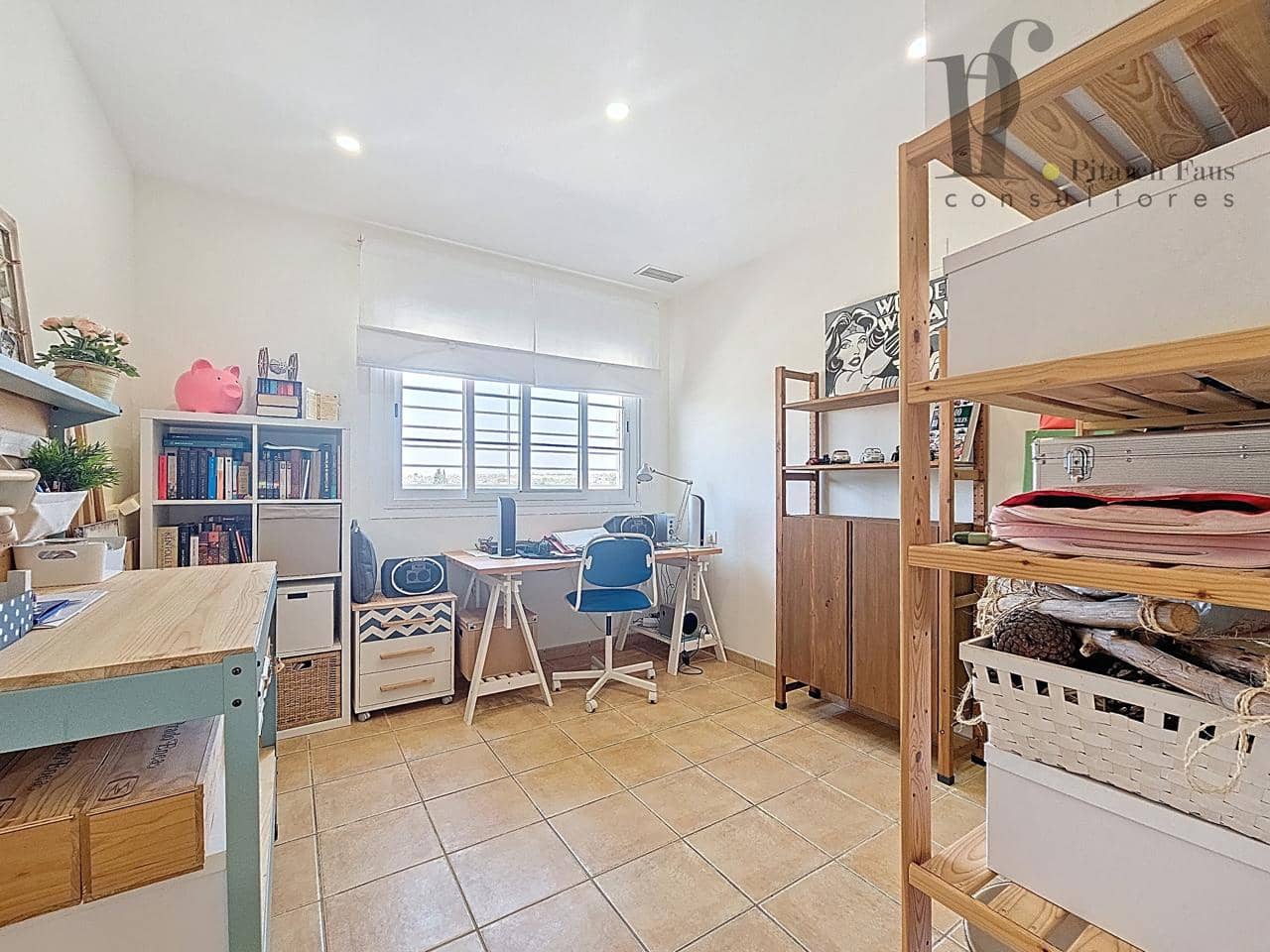 3 soverom Villa til salgs i La Pobla de Vallbona med svømmebasseng - € 315 000 (Ref: 9106979)