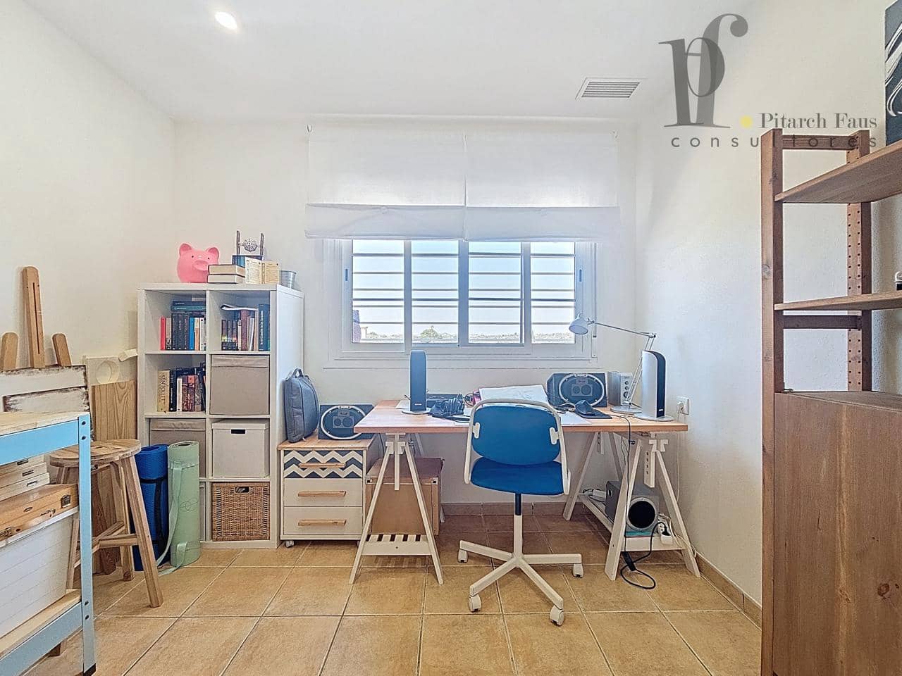 3 soverom Villa til salgs i La Pobla de Vallbona med svømmebasseng - € 315 000 (Ref: 9106979)