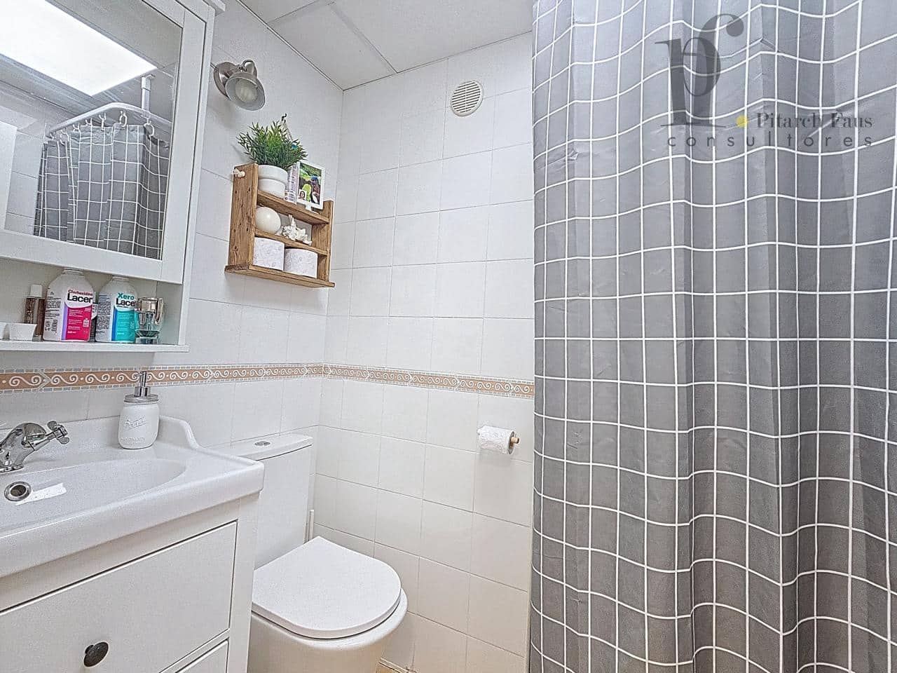 3 soverom Villa til salgs i La Pobla de Vallbona med svømmebasseng - € 315 000 (Ref: 9106979)