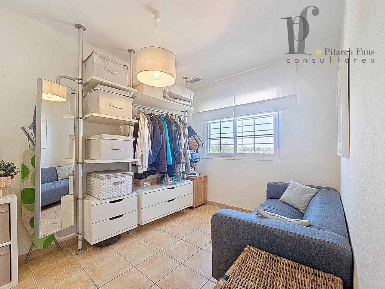 3 soverom Villa til salgs i La Pobla de Vallbona med svømmebasseng - € 315 000 (Ref: 9106979)