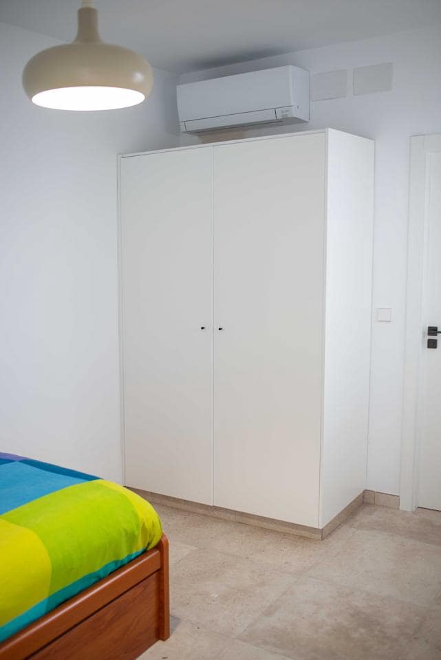 3 bedroom Villa for sale in La Pobla de Vallbona - € 280,000 (Ref: 9383598)