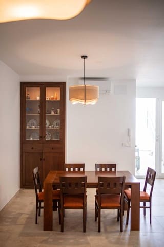 3 soveværelse Villa til salg i La Pobla de Vallbona - € 280.000 (Ref: 9383598)