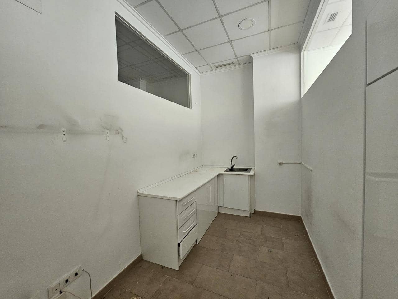 3 camera da letto Azienda da affittare in Benisano - 500 € (Rif: 9409837)