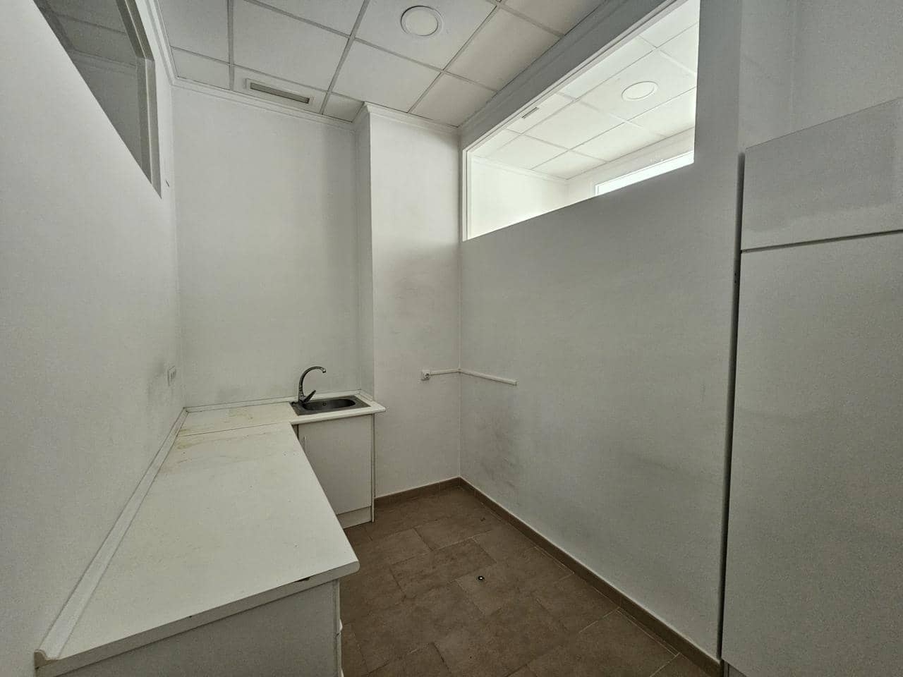 3 camera da letto Azienda da affittare in Benisano - 500 € (Rif: 9409837)