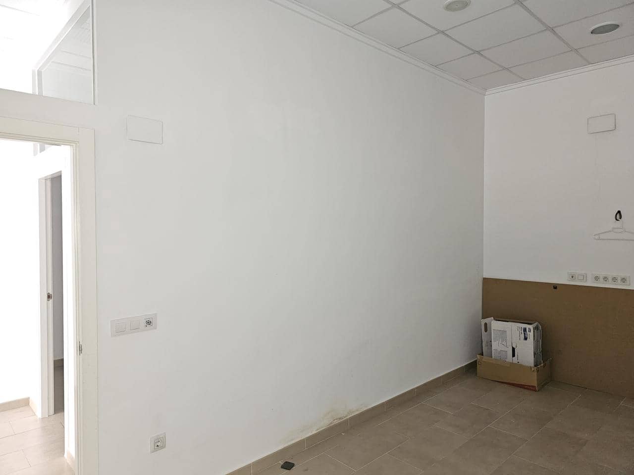 3 camera da letto Azienda da affittare in Benisano - 500 € (Rif: 9409837)