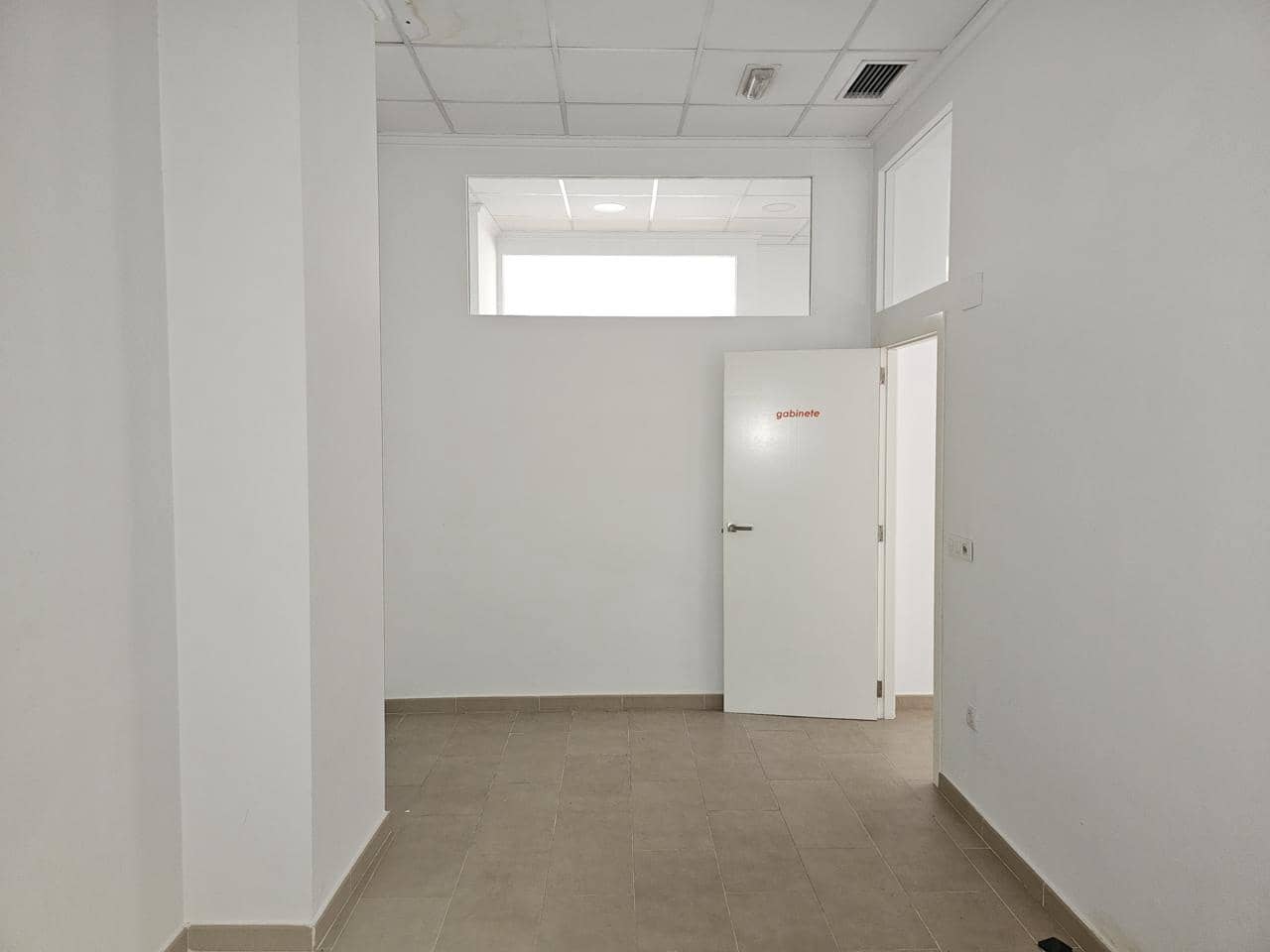 3 camera da letto Azienda da affittare in Benisano - 500 € (Rif: 9409837)