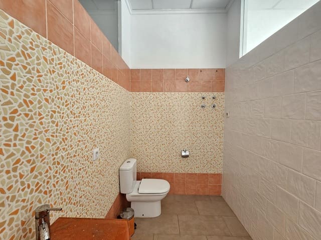 3 bedroom Business for rent in Benisanó - € 500 (Ref: 9409837)