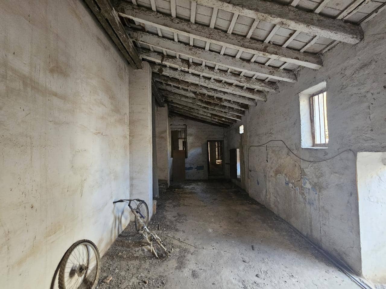 Chalet de 4 habitaciones en Benaguasil en venta - 180.000 € (Ref: 9544076)