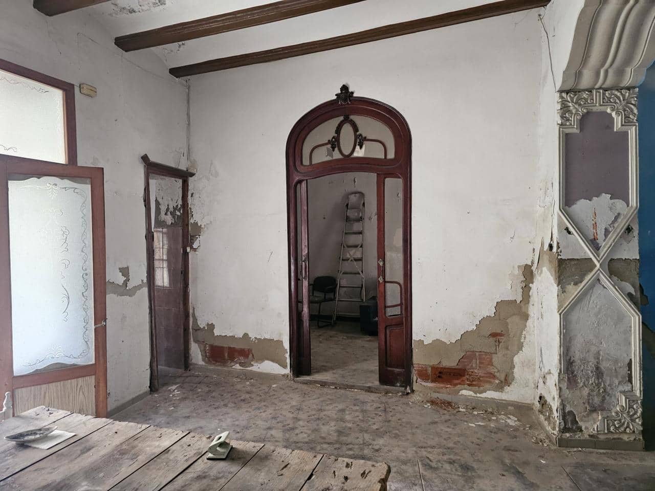 Chalet de 4 habitaciones en Benaguasil en venta - 180.000 € (Ref: 9544076)