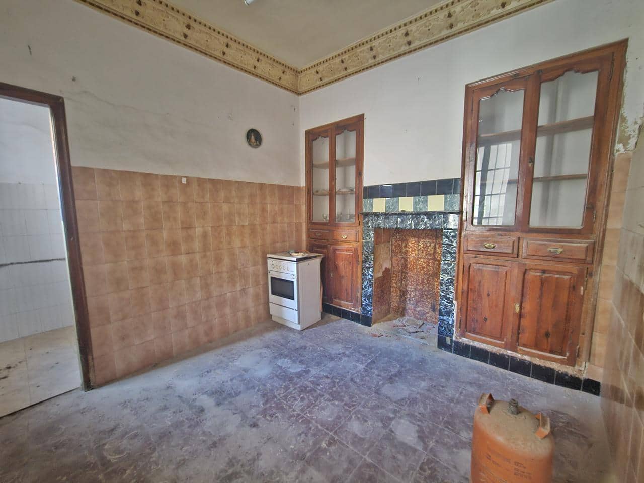 Chalet de 4 habitaciones en Benaguasil en venta - 180.000 € (Ref: 9544076)