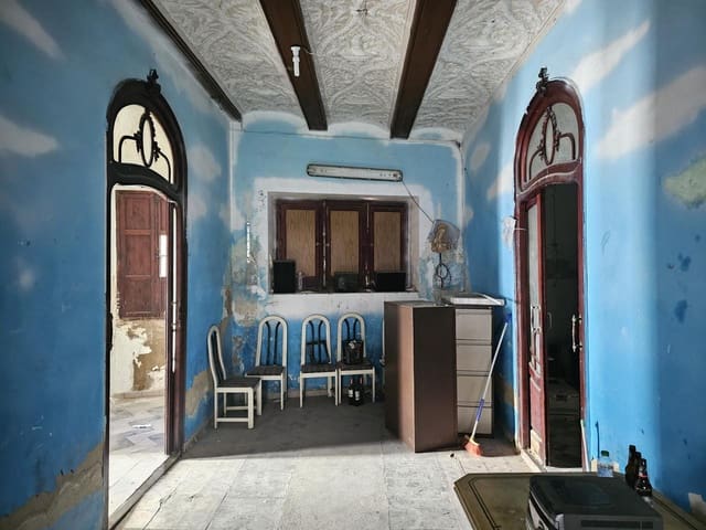 4 soveværelse Villa til salg i Benaguasil - € 180.000 (Ref: 9544076)