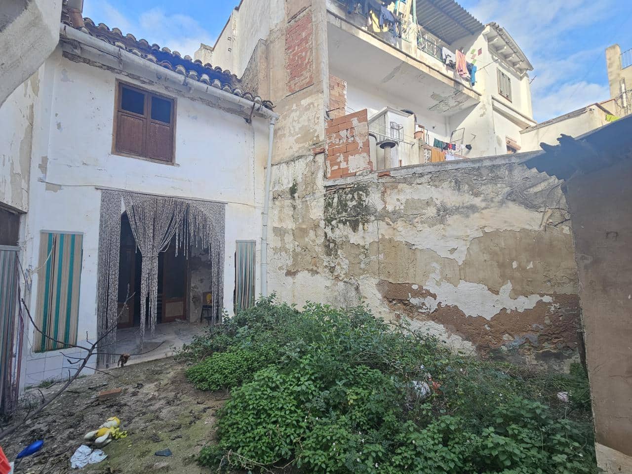 Chalet de 4 habitaciones en Benaguasil en venta - 180.000 € (Ref: 9544076)