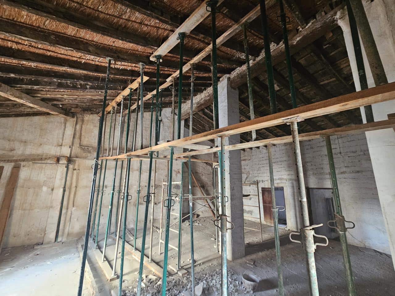 Chalet de 4 habitaciones en Benaguasil en venta - 180.000 € (Ref: 9544076)