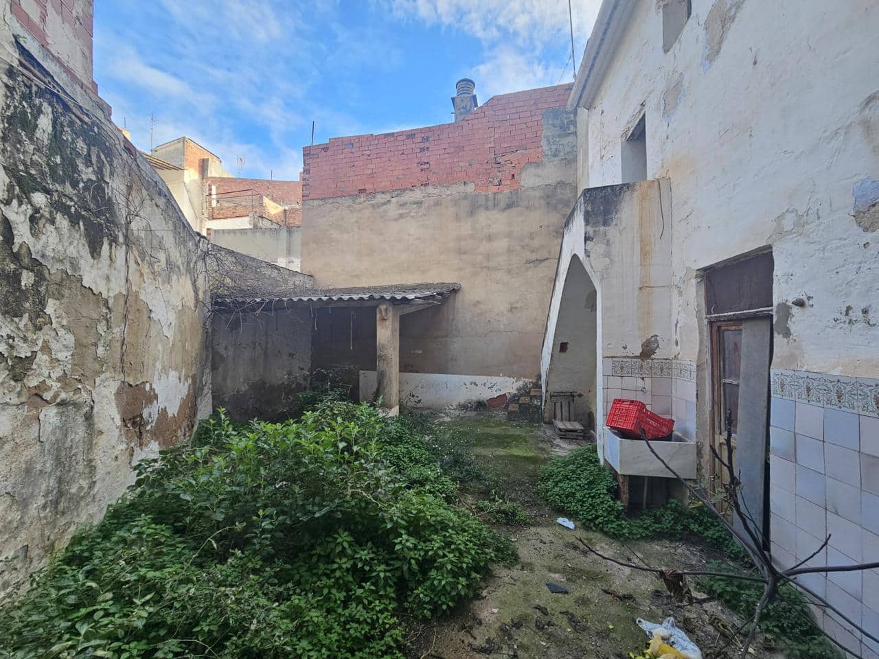 Chalet de 4 habitaciones en Benaguasil en venta - 180.000 € (Ref: 9544076)